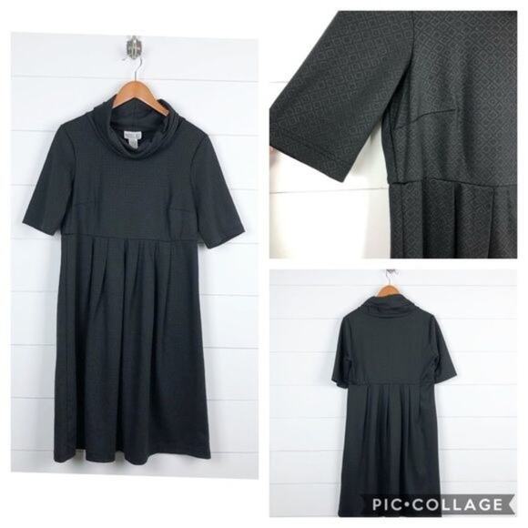 Robbie Bee Dress Womens Size 6 Geometric Cowl-neck‎ Short Sleeves Pleated Midi - Picture 1 of 6
